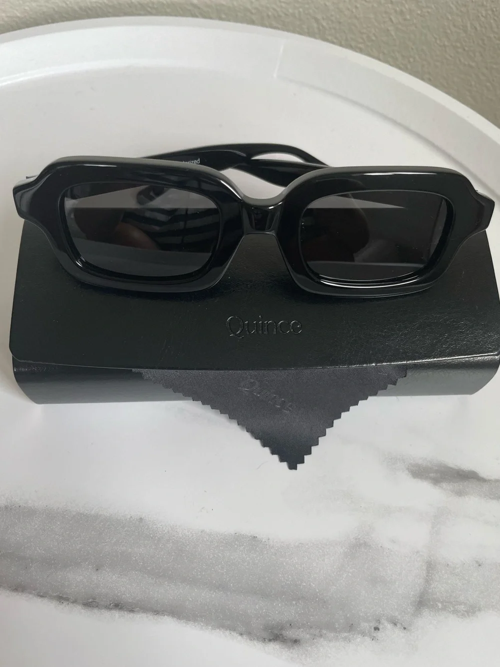 Quince Fiji Black Polarized Acetate Sunglasses Case and Cloth NWOT